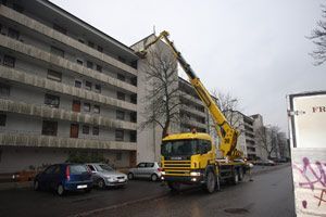 Putslagning p Svenska bostders fastighet. 